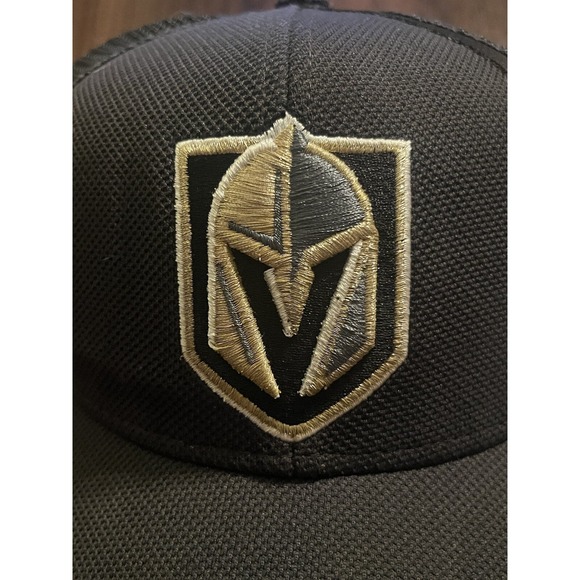 Vegas Golden Knights adidas Snapback Hat Trucker Hat Back - Picture 3 of 9